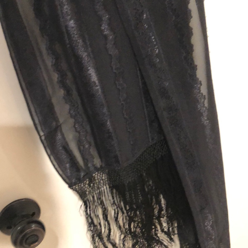 Black scarf